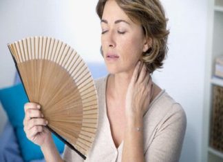 Tuổi mãn kinh từ năm bao nhiêu tuổi và dấu hiệu là gì? mankinh_iomd