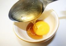 Hướng dẫn cách chăm sóc da tuổi 30 tốt nhất uong-trung-ga-voi-mat-ong-co-tac-dung-gi1