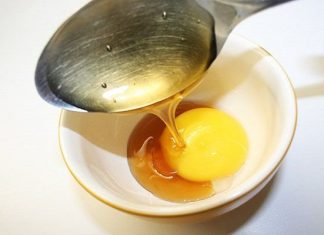 Hướng dẫn cách chăm sóc da tuổi 30 tốt nhất uong-trung-ga-voi-mat-ong-co-tac-dung-gi1