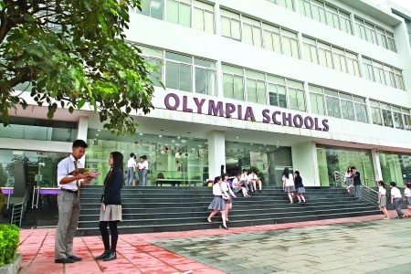 Trường Phổ thông liên cấp Olympia có vị trí thuận tiện