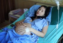 Khó khăn của Single Mom gặp phải khi đi đẻ tam-su-cua-singer-mom-di-sinh-con-mot-minh