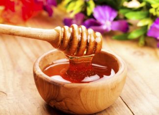 5 cách làm trắng da hiệu quả nhất với mặt nạ mật ong Mặt nạ mật ong dưỡng trắng da hiệu quả 1