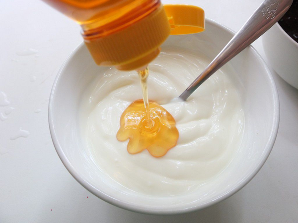 tác dụng của sữa chua không đường với da mặt 