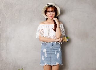 12 cách phối đồ siêu đỉnh với chân váy jean chữ A theo từng dáng người Áo ren kết hợp với chân váy jean