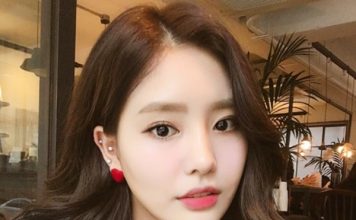 Tổng hợp những kiểu tóc đẹp dành cho tóc mỏng giúp bạn gái tự tin hơn Tóc xoăn lọn to trẻ trung khi kết hợp màu nhuộm sáng