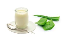 Cách làm mặt nạ nha đam sữa chua để sở hữu làn da gợi cảm cach-lam-mat-na-nha-dam-sua-chua-de-so-huu-lan-da-goi-cam (6)