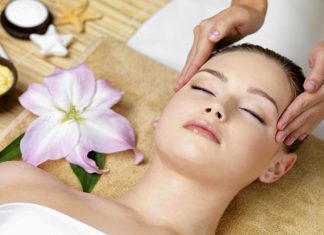 Cách tẩy tế bào chết bằng dầu Oliu cho da mặt trắng sáng mịn màng tay-te-bao-chet-bang-dau-oliu-mang-lai-hieu-qua-vi-sao (5)