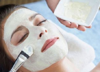 Tẩy tế bào chết bằng sữa chua – Bí quyết làm đẹp của những cô nàng thông thái! Tẩy da chết bằng sữa chua nguyên chất