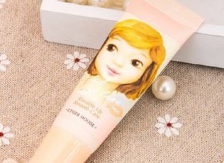 Cách dùng tẩy da chết môi Etude House: Bí quyết để có đôi môi xinh rạng ngời Cách dùng tẩy da chết môi etude house tại nhà