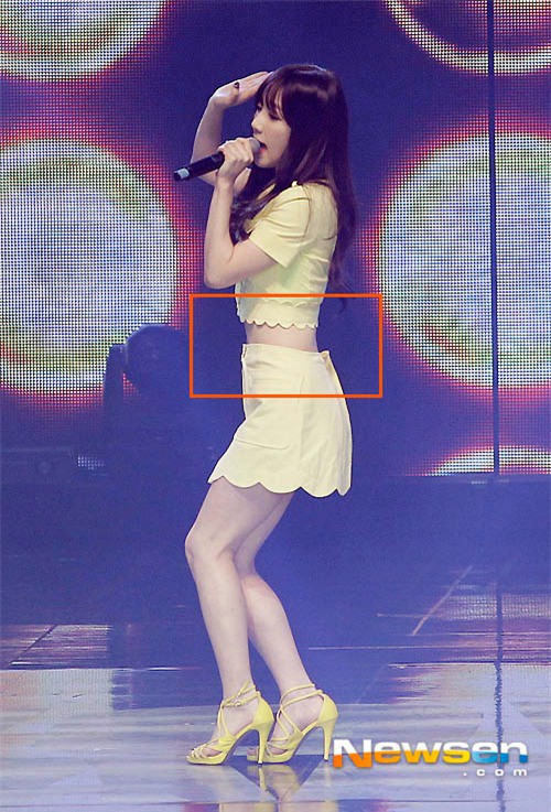 Taeyeon (SNSD) với vòng eo quá nhỏ phải chỉnh sửa trang phục