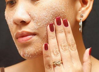 Tẩy da chết bằng muối ăn như nào cho hiệu quả tốt nhất? Tẩy da chết bằng muối ăn như nào cho hiệu quả tốt nhất?