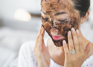 Tẩy da chết xong có nên rửa bằng sữa rửa mặt không? Tẩy da chết xong có rửa sữa rửa mặt không