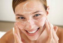 Tẩy da chết xong nên làm gì để bảo vệ làn da đúng cách? Tẩy da chết xong nên làm gì để bảo vệ làn da?