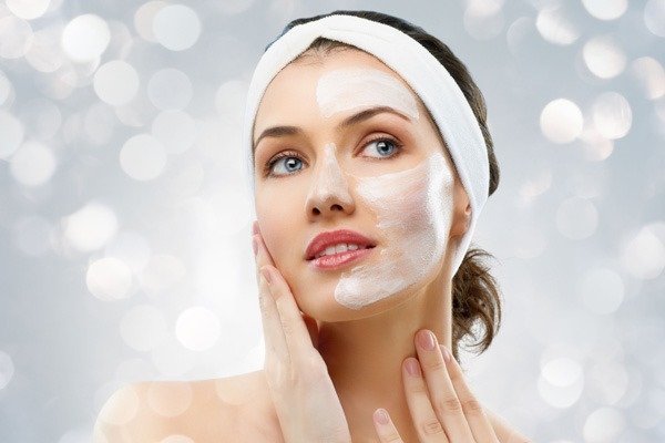 Làm sạch da giúp giảm nhờn
