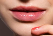 13 cách tẩy tế bào chết cho môi cực hiệu quả bằng nguyên liệu tự nhiên