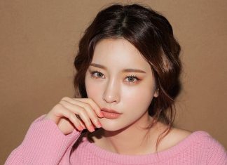 Da ngăm đen nên dùng màu son gì đẹp và phù hợp nhất? Da ngăm đen nên dùng màu son gì