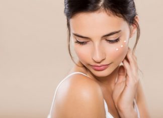 BB Cream là gì? Tác dụng của kem nền BB Cream khi trang điểm BB Cream là gì? Tác dụng của kem nền BB Cream trong trang điểm