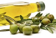 Hé lộ 5 cách trị mụn bằng dầu Oliu cứu nguy cho làn da chị em