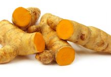 Mách bạn 4 cách trị nám bằng nghệ tươi hiệu quả đến bất ngờ Mách bạn 4 cách trị nám bằng nghệ tươi hiệu quả đến bất ngờ