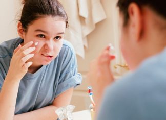 Top 10 kem trị mụn tốt nhất được sử dụng nhiều trong năm 2019 Những loại kem trị mụn tốt nhất được sử dụng nhiều trong năm qua