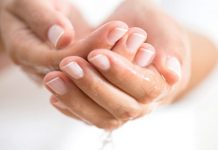 6 cách chữa mồ hôi tay chân hiệu quả tại nhà 6 cách chữa mồ hôi tay chân hiệu quả tại nhà