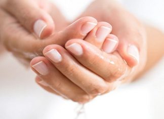 6 cách chữa mồ hôi tay chân hiệu quả tại nhà 6 cách chữa mồ hôi tay chân hiệu quả tại nhà