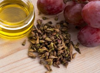 Lạ lẫm với cách dưỡng da bằng tinh dầu hạt nho siêu hiệu quả