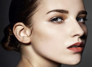 Lông mày điêu khắc bao lâu thì bong và lời giải đáp của chuyên gia Lông mày điêu khắc bao lâu thì bong và lời giải đáp của chuyên gia