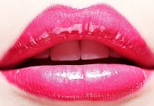 Phun môi bị chảy nước và mưng mủ có sao không? Cách chăm sóc như thế nào?