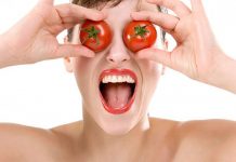 Hướng dẫn cách trị thâm quầng mắt bẩm sinh dứt điểm tại nhà Cà chua chữa quầng thâm