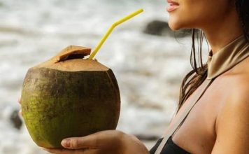 Thực hư việc xăm môi uống nước dừa, bôi dầu dừa lên màu bóng đẹp Thực hư việc xăm môi uống nước dừa, bôi dầu dừa lên màu bóng đẹp