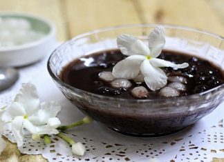 Bật mí 4 cách nấu chè đỗ đen vừa ngon vừa mát giải khát cho ngày hè Bật mí 4 cách nấu chè đỗ đen vừa ngon vừa mát giải khát cho ngày hè