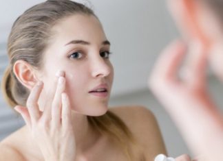 Top 4 loại kem se khít lỗ chân lông của Nhật Bản tốt nhất hiện nay Top 4 loại kem dưỡng se khít lỗ chân lông của Nhật hiệu quả nhất