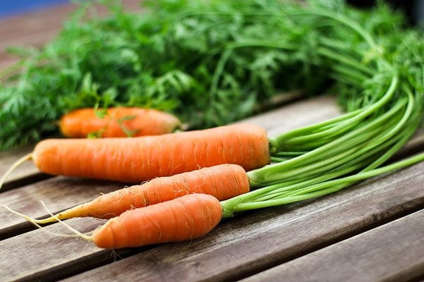 Thực phẩm trẻ hóa da với cà rốt