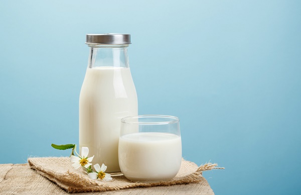 Trẻ hóa da toàn thân với sữa tươi không đường