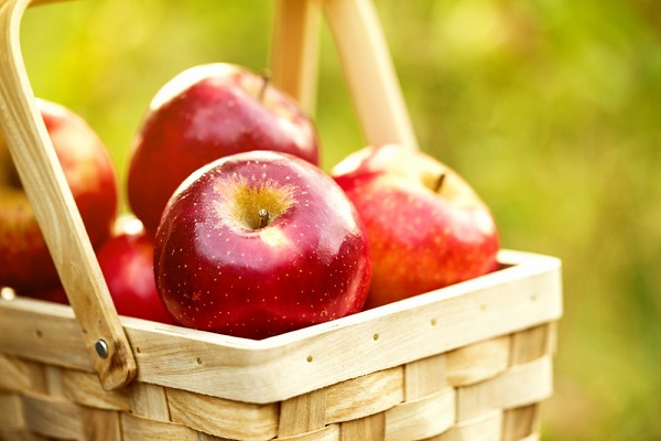 Thực đơn giảm cân với táo đơn giản