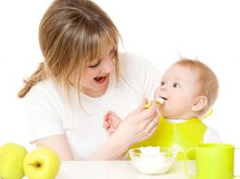 Gợi ý thực đơn ăn dặm cho bé 5 tháng mẹ nên nấu hàng tuần thực đơn ăn dạm cho bé 5 tháng