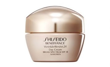Review kem nâng cơ mặt Shiseido có tốt không giá bao nhiêu