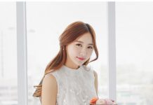 Kiểu áo sơ mi nữ công sở dài tay Hàn Quốc xuân hè 2021