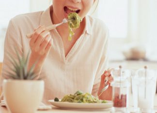 10 mẹo giảm cân không cần tập thể dục gọn dáng khỏe người