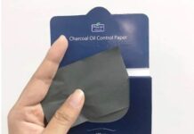 8 loại giấy thấm dầu cho da dầu nhờn mụn tốt nhất Giấy thấm dầu than hoạt tính Mayan Skincare Charcoal Oil Control Paper 100 tờ